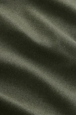 Aden 1067><noscript><img width=