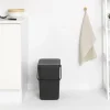 Affaldsspand m/låg sort. kon 25 ltr.>Brabantia Discount