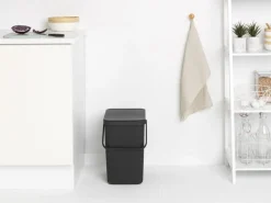 Affaldsspand m/låg sort. kon 25 ltr.>Brabantia Discount