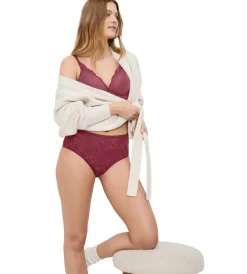 Amourette Charm T Maxi02><noscript><img width=