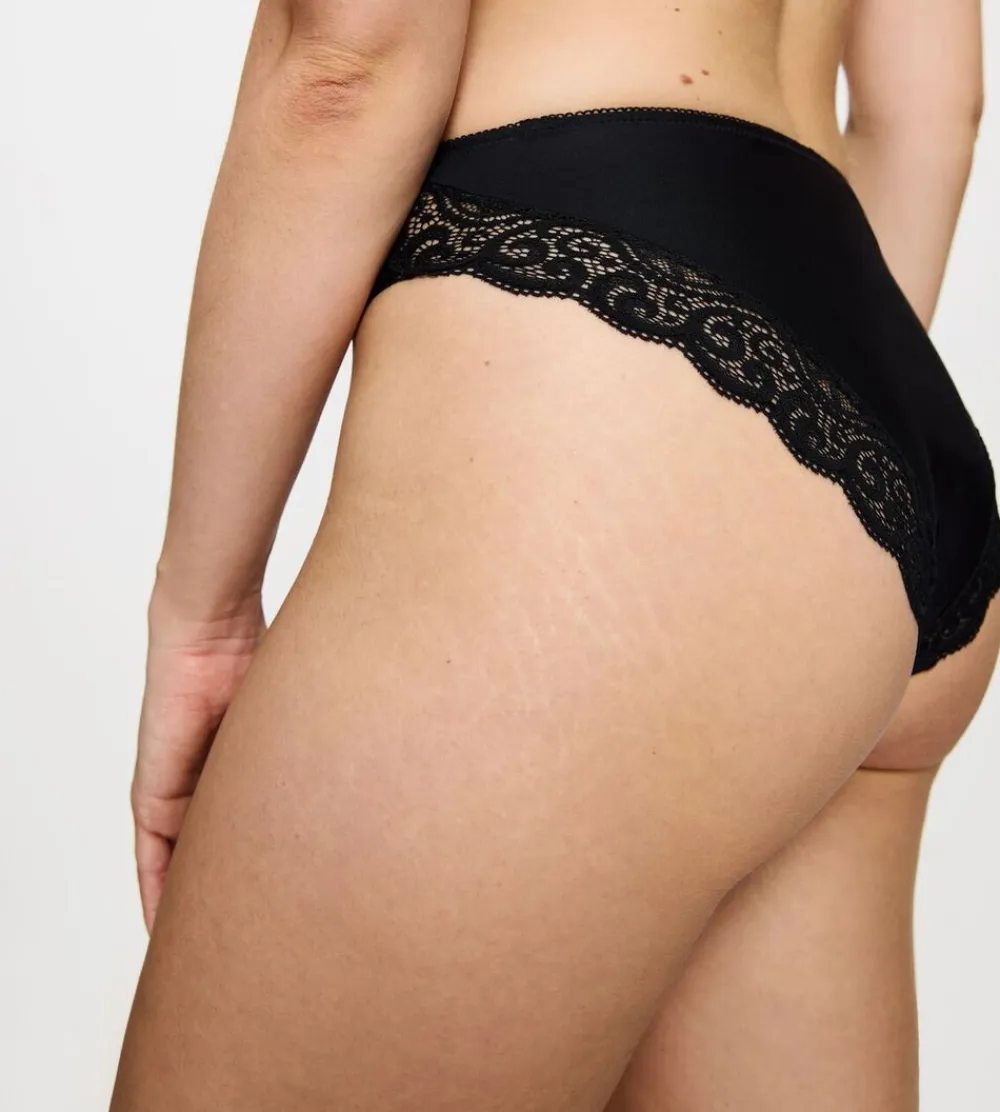 Dame Triumph Amourette Tai