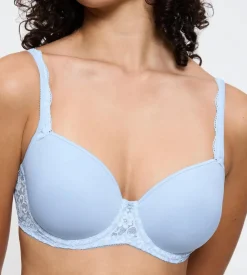 Amourette WP>Triumph Hot