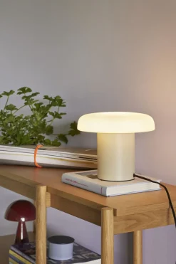 Hübsch Ateliers Bordlampe Sand/Hvid