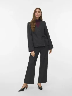 Vero Moda AWUTHALIA LS WRAP BLAZER Dark grey melange Hot