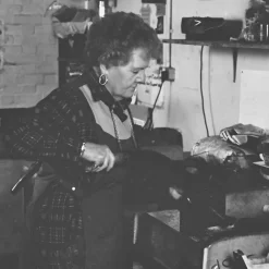 Mason Pearson B4 - Pocket Bristle Pink Hot