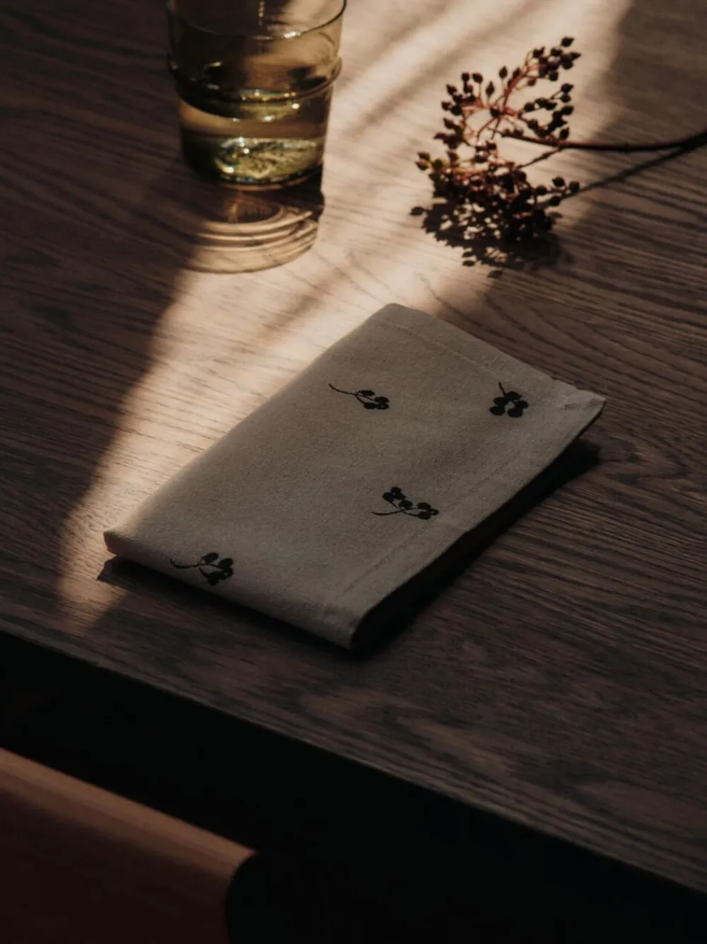 Baies Napkins - Set of 4 - Natural/Dark Chocolate>Ferm Living Sale