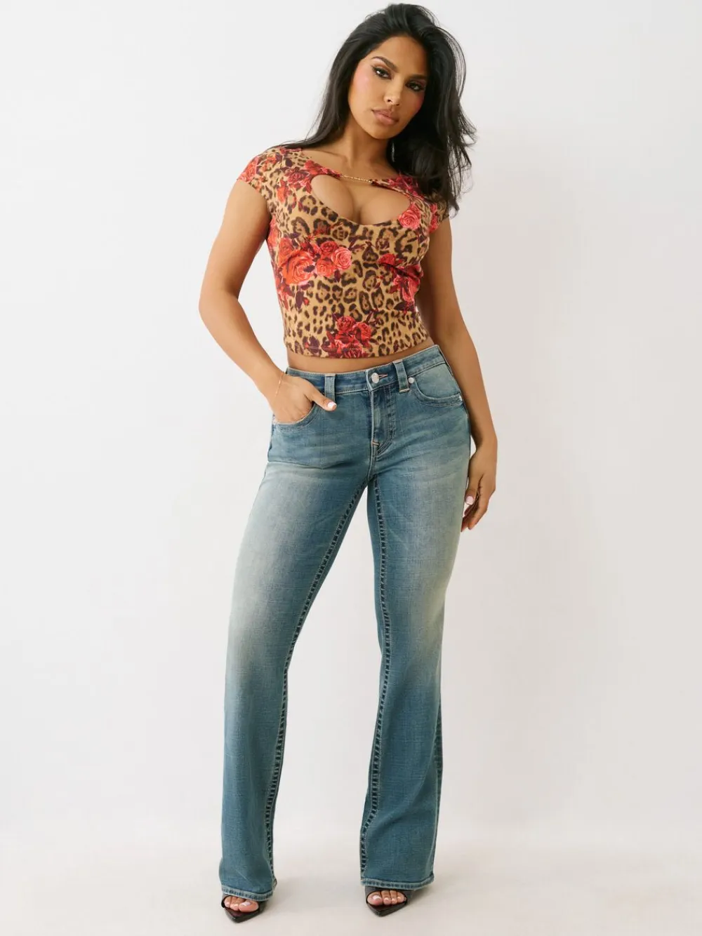 BECCA MR BOOT CUT FLAP>True Religion Hot