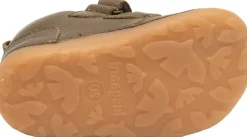 barefoot carter><noscript><img width=