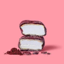 The Mallows Blackcurrant & White Chocolate