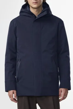 NN.07 Blake Hood 8240