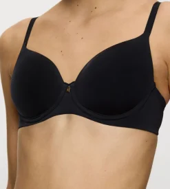 Triumph Body Make-Up Essentials WP Black Best