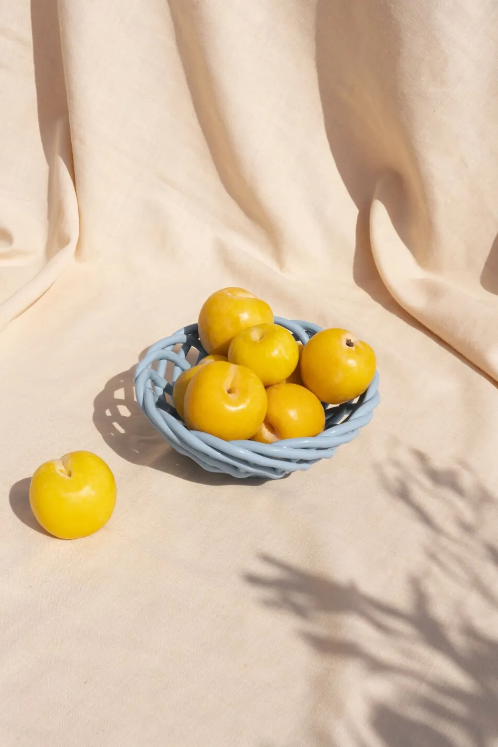 OCTAEVO CERAMIC BASKET SICILIA SMALL LIGHT BLUE Sale