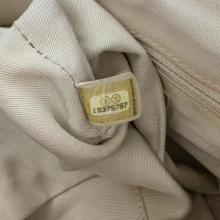 Dame Chanel Vintage Chanel Flap Bag