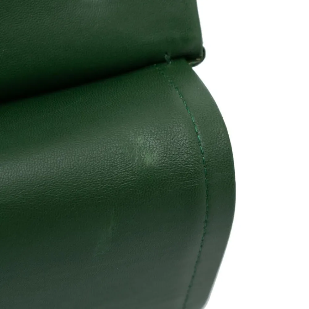 Dame Chanel Vintage Chanel Shoulder Bag