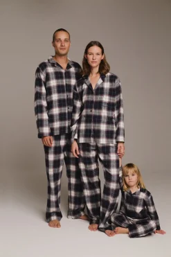 Charlie 1 G + 2 G><noscript><img width=