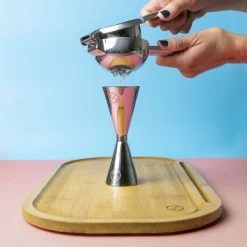 Cocktail Club Citrus juicer