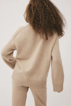 Classic 2 - 100% Cashmere><noscript><img width=