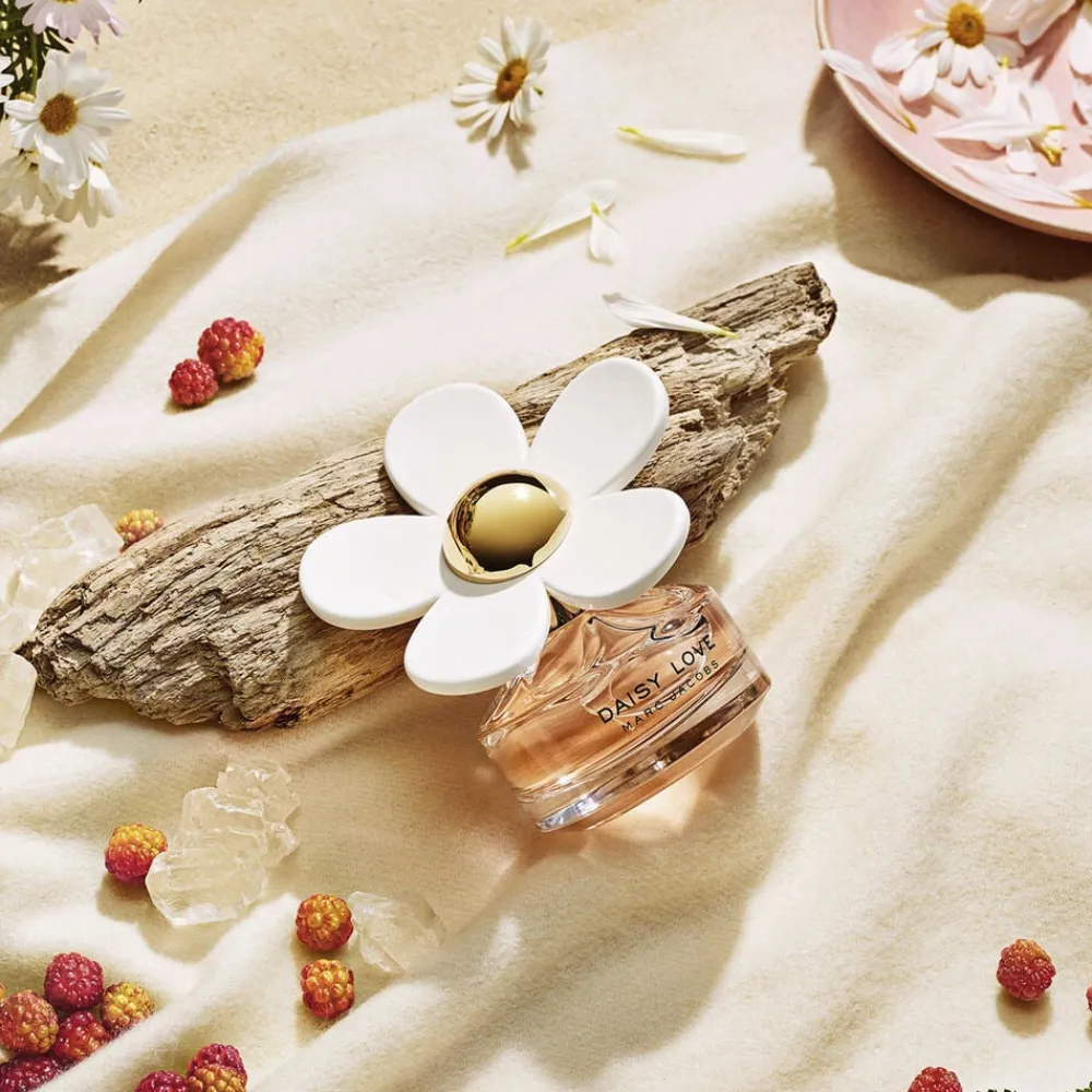 Marc Jacobs Daisy Love Eau De Toilette
