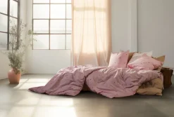 Daisy Sengetøj 140x200 cm pink/rød DK>Juna Online