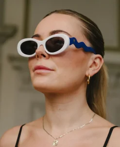 Cartel Copenhagen Danner x Cartel Oval Sunnies - Shell/CartelBlue Hvid, blå Sale