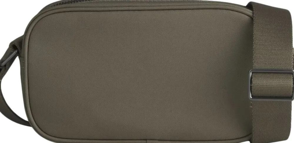 DarlaMBG S Cross. , Monochrome>Markberg