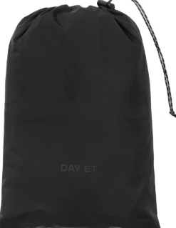 Day RE-No Rain Coat><noscript><img width=