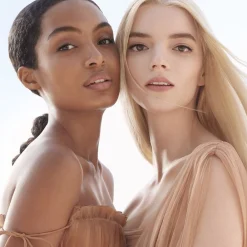 DIOR Forever Skin Glow 24h Hydrating Radiant Foundation