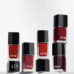 DIOR Vernis Nail Polish with Gel Effect and Couture Color