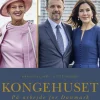 Bøger Dronning i verden - Kongehuset på arbejde for Danmark
