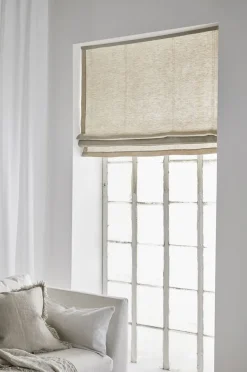 Ebba Roman Blind><noscript><img width=