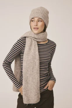 Evelyn 7 GRS Scarf><noscript><img width=