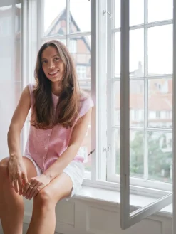 Dame Neo Noir Everest Knit Vest