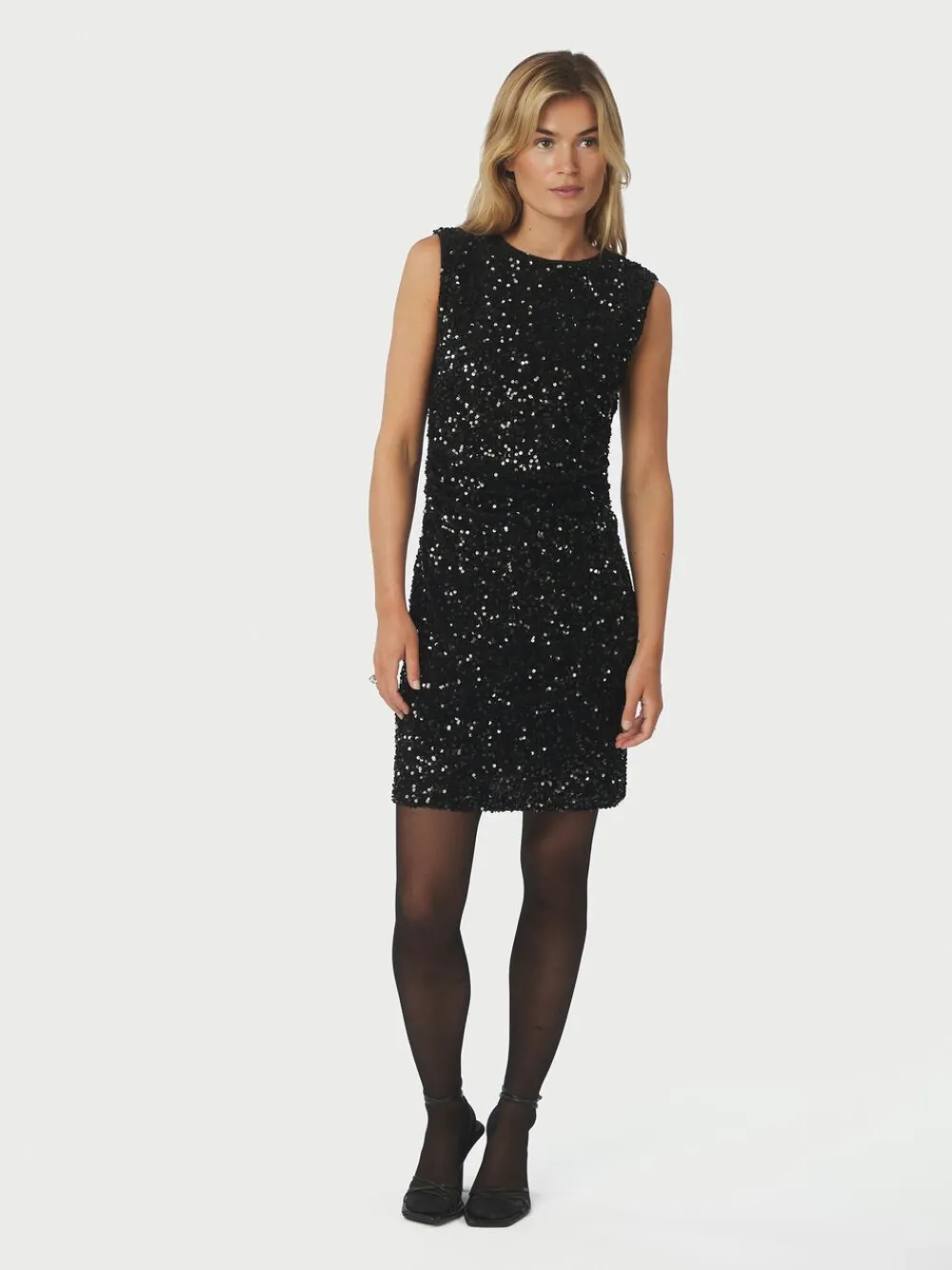 Dame Neo Noir Fanya Velvet Sequins Dress