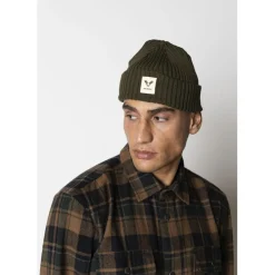 Fat Beanie><noscript><img width=