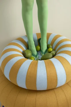 FLOAT, SMALL, BLUE/OCHRE><noscript><img width=