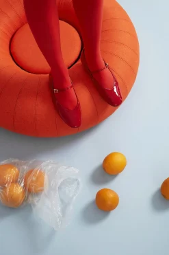 FLOAT, SMALL, RED>Studio About Best