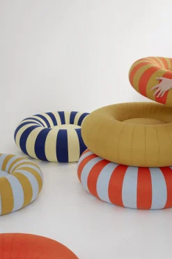 FLOAT, SMALL, RED><noscript><img width=