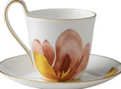 Royal Copenhagen Flora 27 cl. højhankskop med underkop - Magnolia Outlet