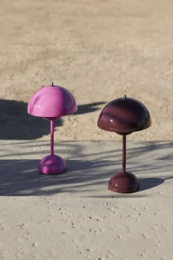 &Tradition Flowerpot Portable Lamp VP9, Magnetic Charger Tangy pink Outlet