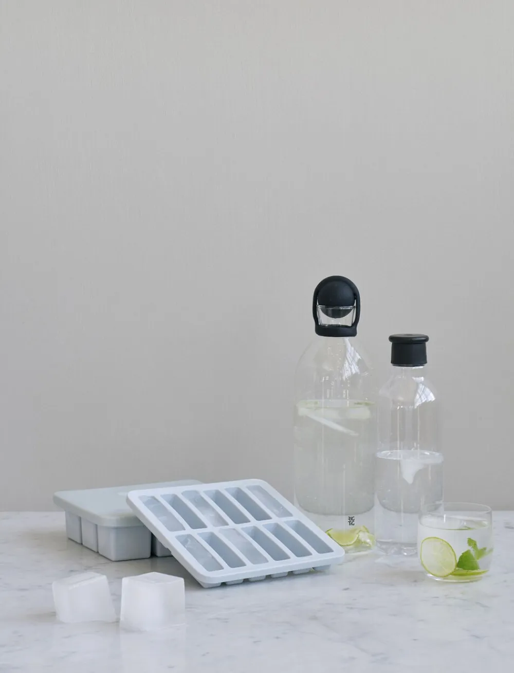 FREEZE-IT isterningbakke med låg light blue>RIG TIG Clearance