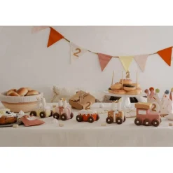 Garland Rose Mix - Birthday><noscript><img width=