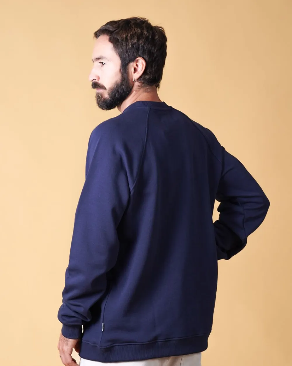 ELSK GLOBE MEN'S RAGLAN CREWNECK