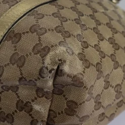 Gucci Shoulder Bag><noscript><img width=