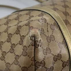 Gucci Shoulder Bag><noscript><img width=