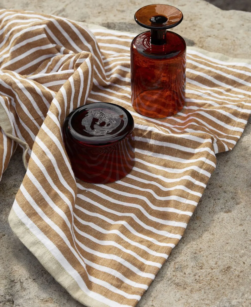 Ferm Living Hale Tea Towel - Golden Brown/Silver Fern Sale