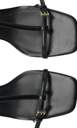 High semitransparent panty><noscript><img width=