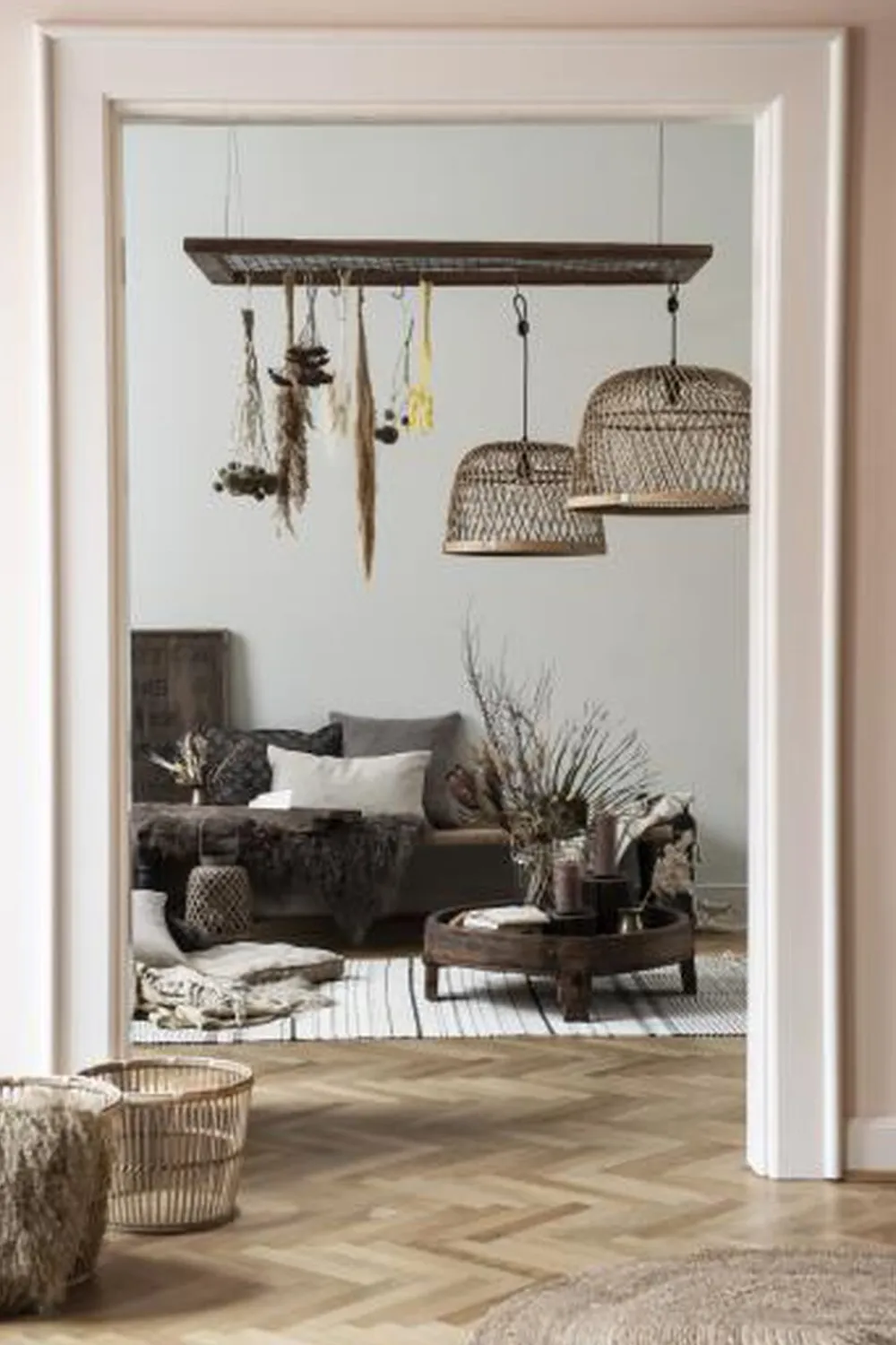 Ib Laursen Hængelampe bambus skærm hvid plastikledning Sale