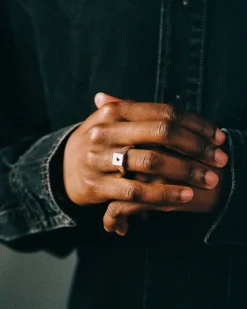 Hollow Star Ring><noscript><img width=