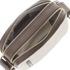 HUNTER CROSSOVER /><noscript><img width=