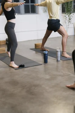 IceFlow Flip Straw Tumbler 0.89L><noscript><img width=